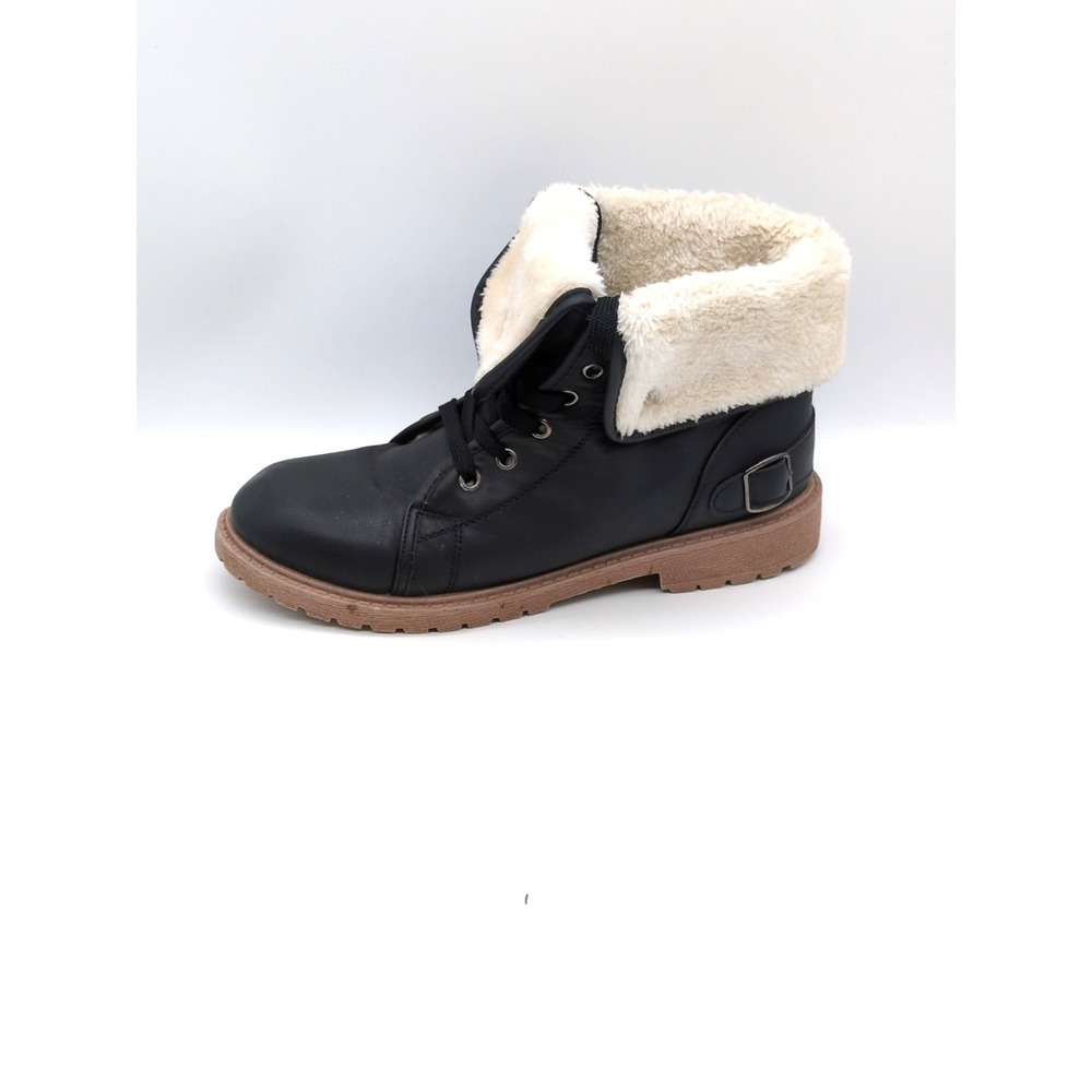 Olivia Miller Boots Womens Black 10 Ankle Lace Up Shoe Faux Fur Lined Warm